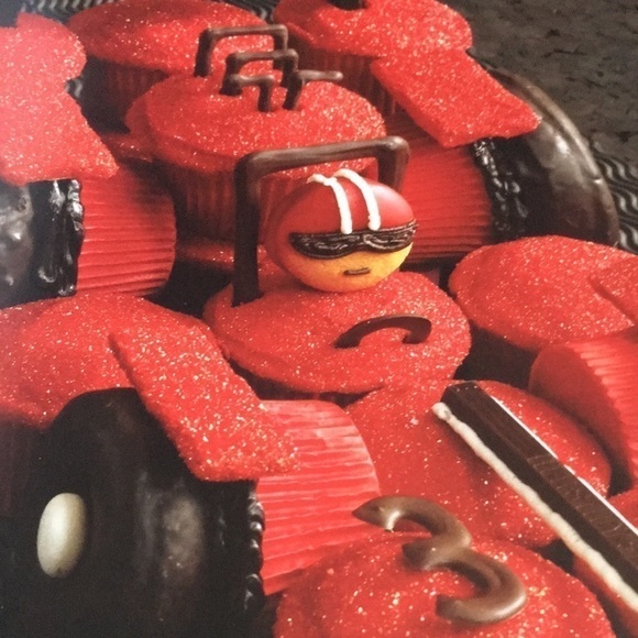 What’s New, Cupcake? Karen Tack & Alan Richardson Trade Paperback, 2010 - Picture 6 of 9